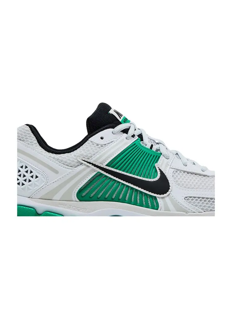 Кроссовки Wmns Air Zoom Vomero 5 'White Stadium Green' — изображение 2 из 8, белый зеленый