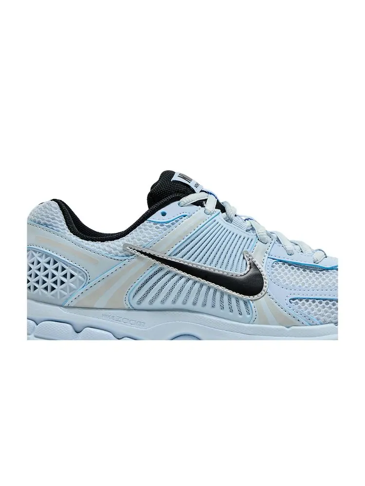 Кроссовки Wmns Air Zoom Vomero 5 'Blue Tint' — изображение 2 из 8, синий