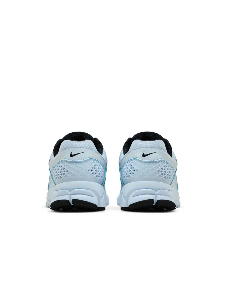 Кроссовки Wmns Air Zoom Vomero 5 'Blue Tint' — изображение 6 из 8, синий