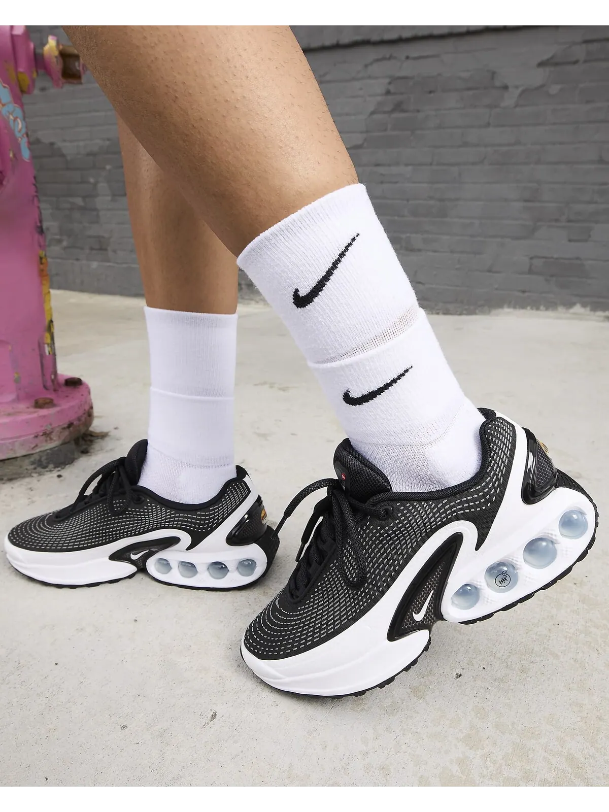 Женские кроссовки Nike Air Max Dn 'Black & White' — изображение 9 из 10, черный