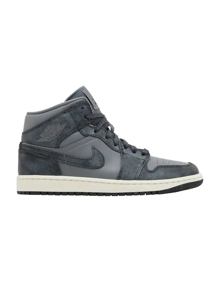 Кроссовки Air Jordan Wmns Air Jordan 1 Mid 'Distressed Smoke Grey' — изображение 1 из 9, серый/черный