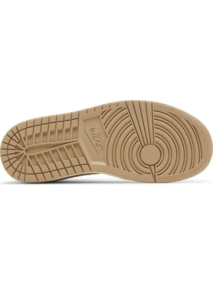 Кроссовки Wmns Air Jordan 1 Mid SE 'Legend Light Brown' — изображение 4 из 4, коричневый