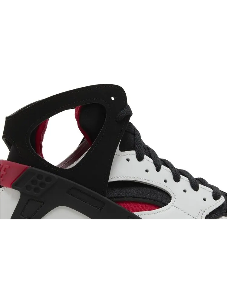 Кроссовки Air Flight Huarache 'Photon Dust Black' — изображение 2 из 4, белый
