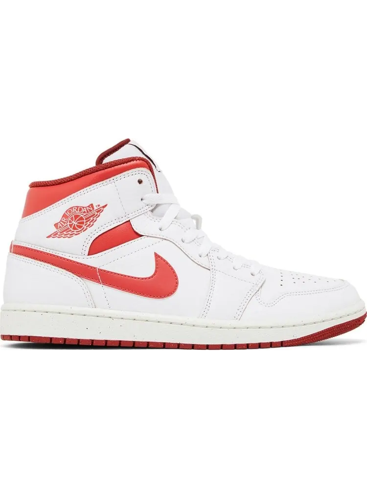 Кроссовки Air Jordan 1 Mid SE 'White Dune Red' — изображение 1 из 4, белый