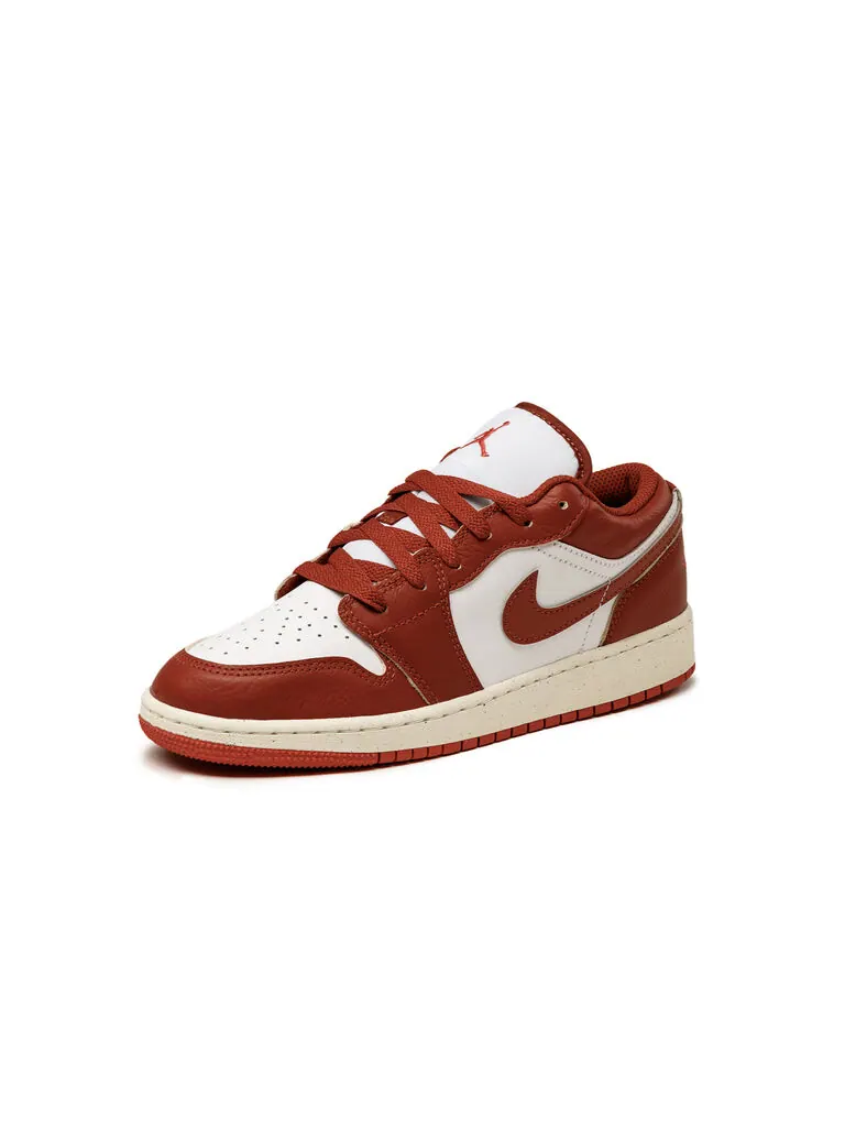 Кроссовки Air Jordan 1 Low SE GS — изображение 2 из 3, белый/красный