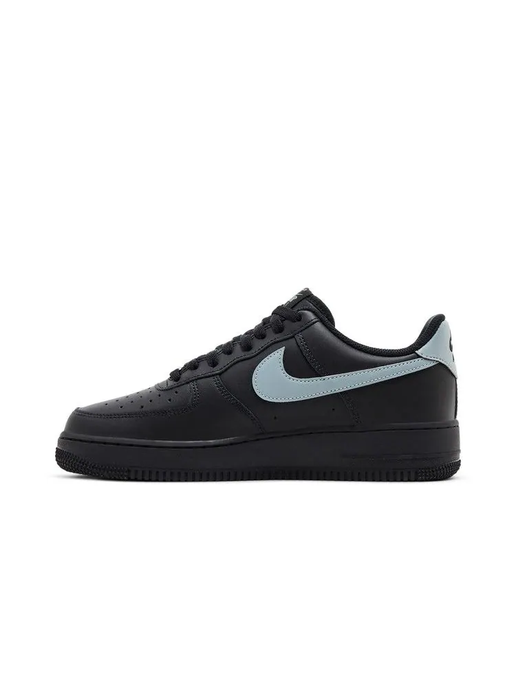 Кроссовки Nike Air Force 1 '07 'Black Cool Grey' — изображение 4 из 9, черный/серый