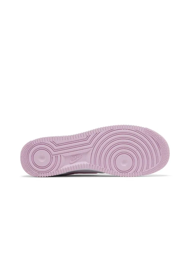 Кроссовки Nike Air Force 1 '07 'Bubblegum' — изображение 5 из 9, белый/розовый/белый