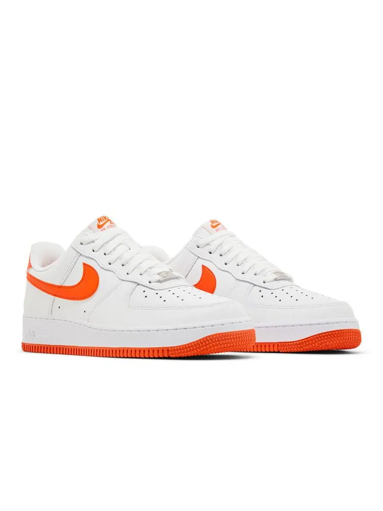 Кроссовки Nike Air Force 1 '07 'Safety Orange' — изображение 9 из 9, белый/оранжевый