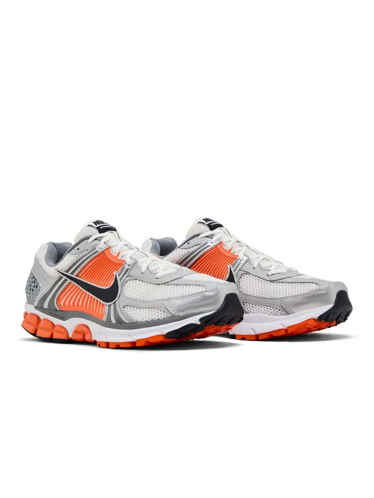 Кроссовки Air Zoom Vomero 5 'Platinum Tint Safety Orange' — изображение 8 из 8, платиновый оранжевый