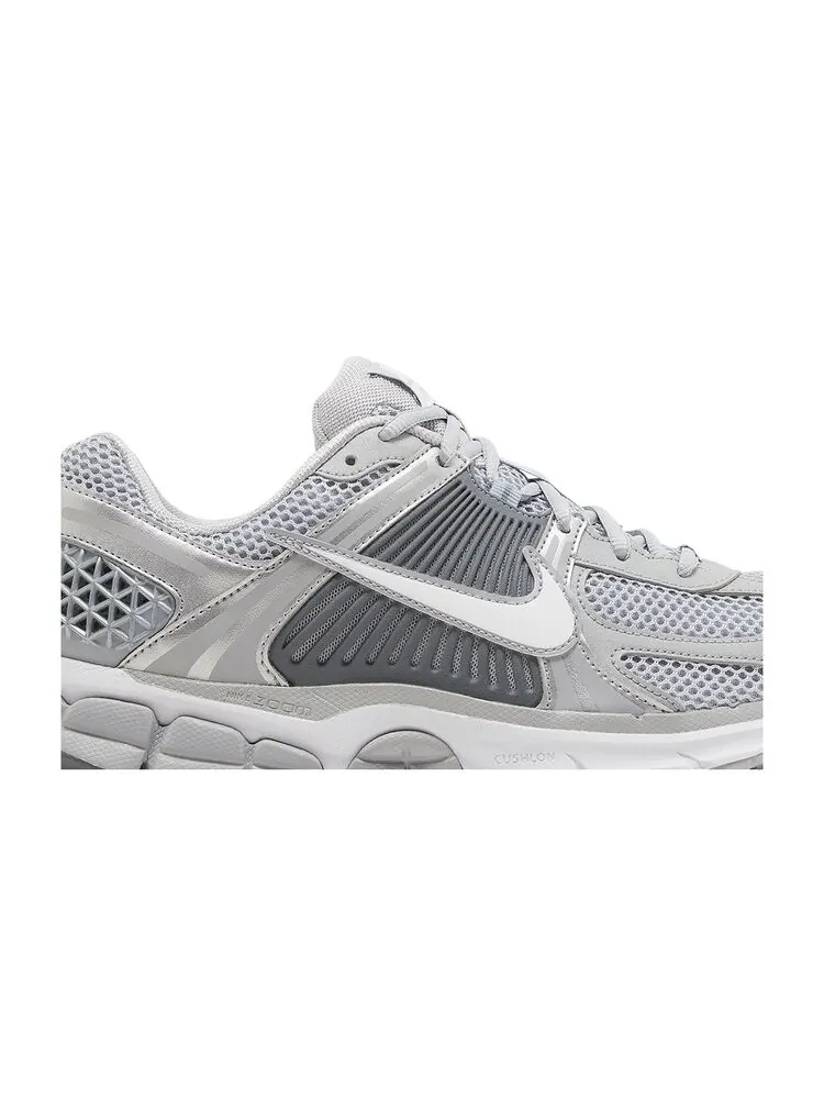 Кроссовки Air Zoom Vomero 5 — изображение 2 из 4, серый