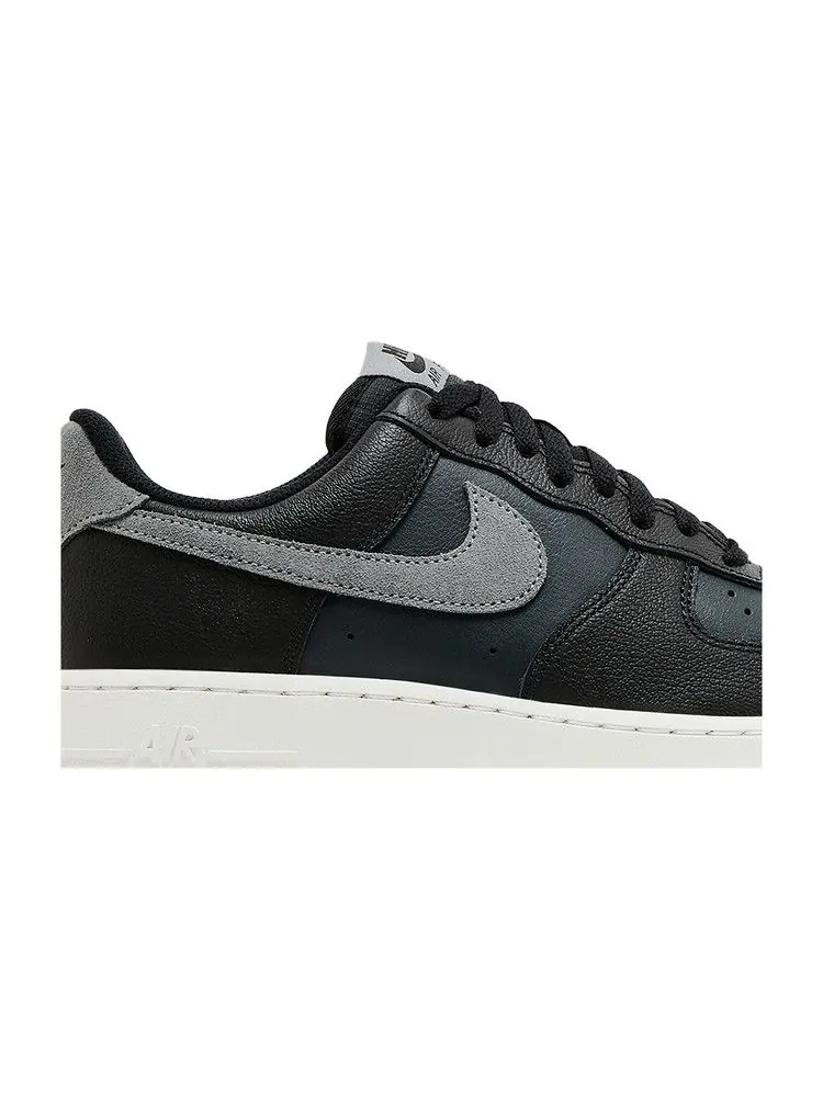 Кроссовки Nike Air Force 1 '07 LV8 'Smoke Grey' — изображение 3 из 9