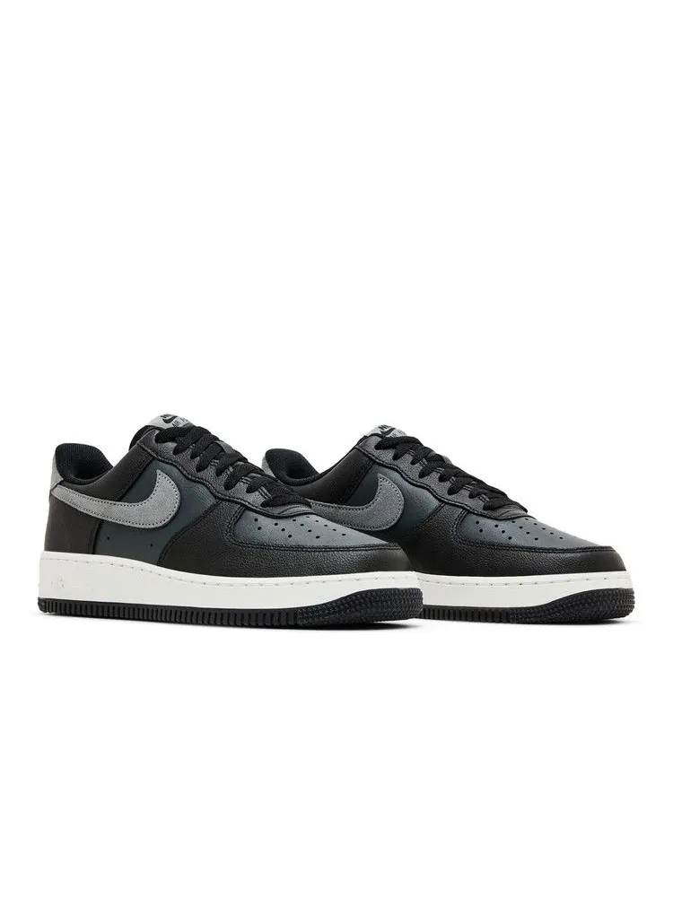 Кроссовки Nike Air Force 1 '07 LV8 'Smoke Grey' — изображение 9 из 9