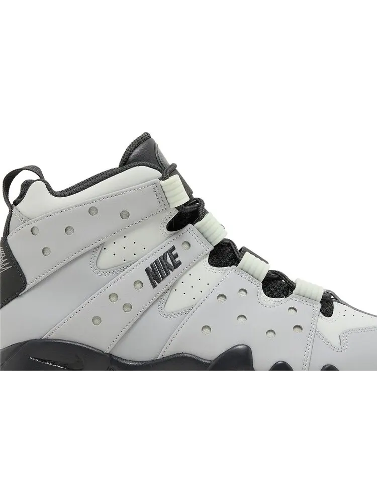 Кроссовки Air Max 2 CB 94 'Dark Smoke Barely Green' — изображение 2 из 4, серый