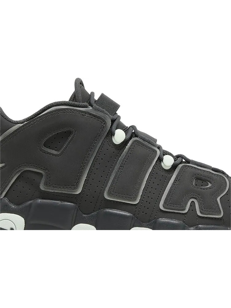 Кроссовки Air More Uptempo '96 'Dark Smoke Grey' — изображение 2 из 4, серый