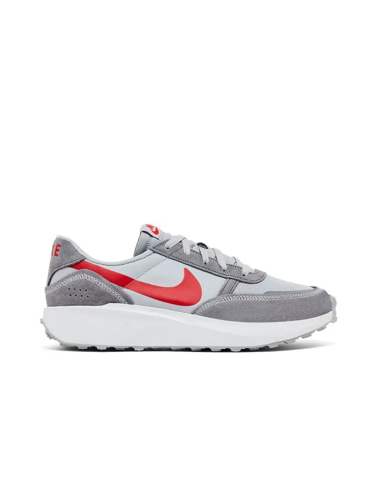 Кроссовки Nike Waffle Debut 'Wolf Grey University Red' — изображение 2 из 9