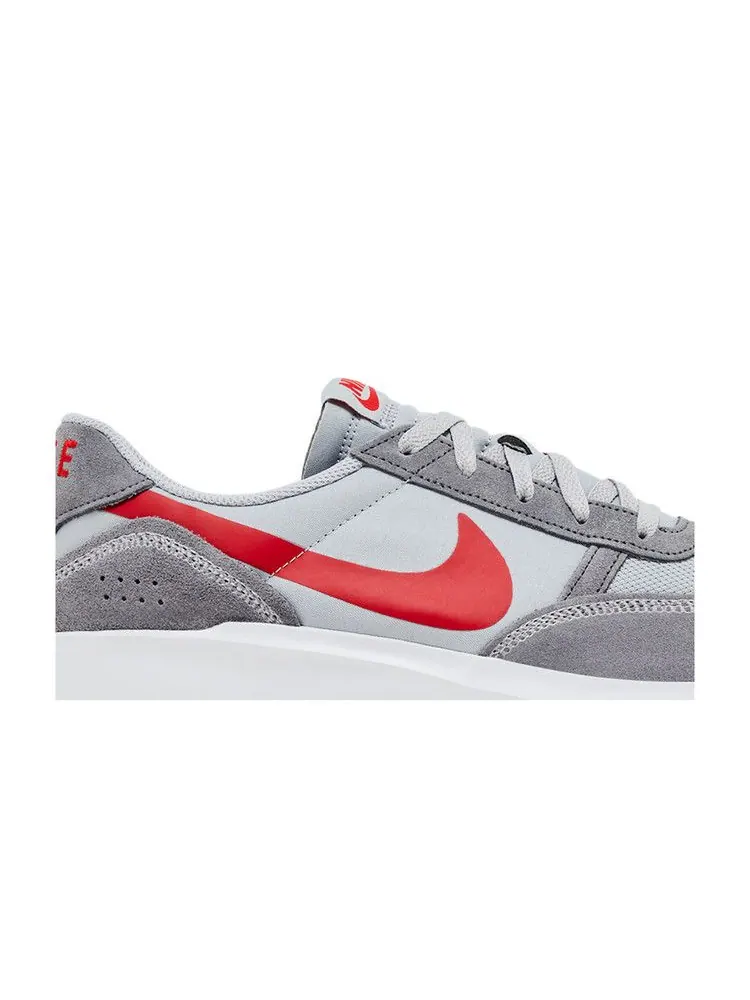 Кроссовки Nike Waffle Debut 'Wolf Grey University Red' — изображение 3 из 9