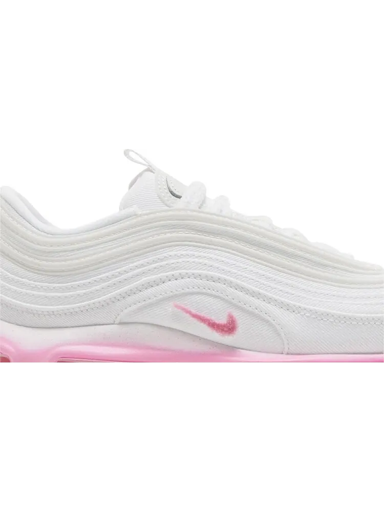 Кроссовки Wmns Air Max 97 SE 'Chenille Swoosh - Pink Foam' — изображение 2 из 4, белый