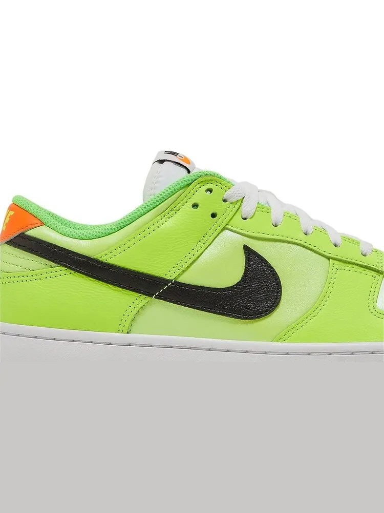 Кроссовки Dunk Low SE 'Volt' — изображение 2 из 4, зеленый