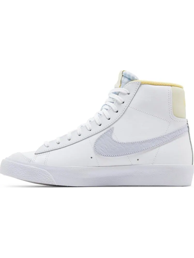 Кроссовки Blazer Mid '77 GS 'Easter' — изображение 3 из 4, белый