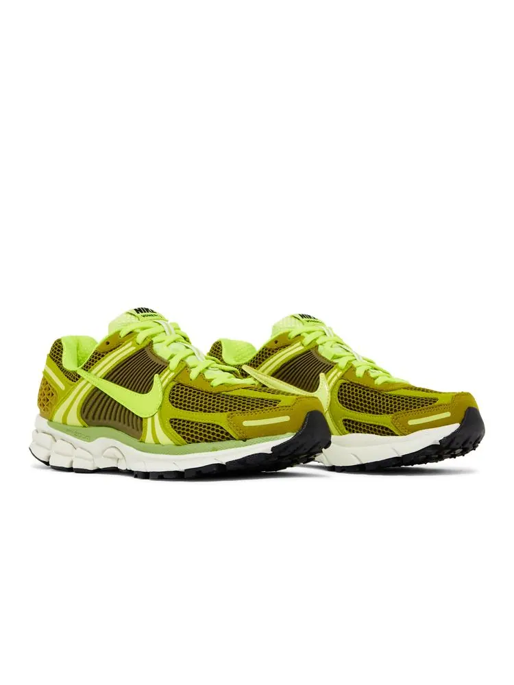 Кроссовки Wmns Air Zoom Vomero 5 'Olive Flak' — изображение 8 из 8, оливковый