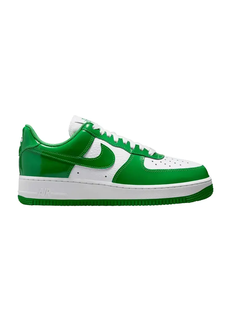 Кроссовки Nike Wmns Air Force 1 '07 'Kelly Green Patent' — изображение 1 из 1, белый/зеленый