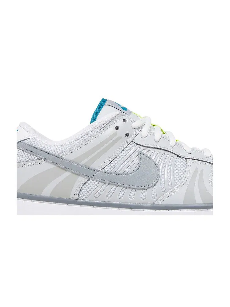Кроссовки Nike Wmns Dunk Low, Timeless — изображение 2 из 8, серый