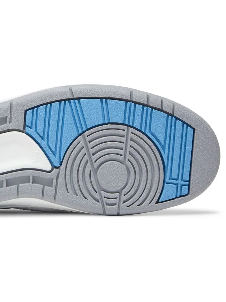 Кроссовки Air Jordan 2 Retro Low GS 'UNC' — изображение 5 из 8, белый