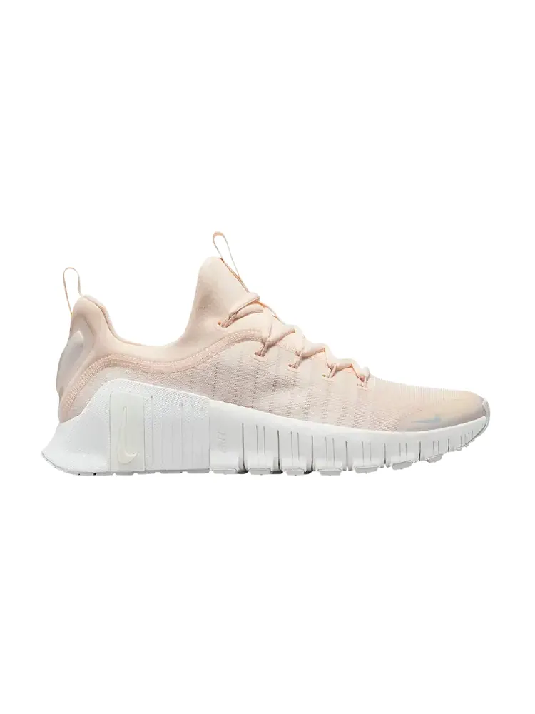 Кроссовки Nike Wmns Free Metcon 6 'Chalk Summit White' — изображение 1 из 1, бежевый