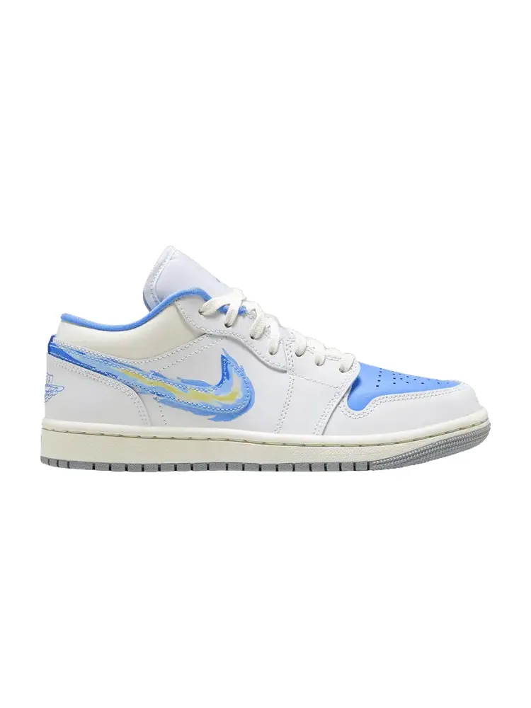Кроссовки Air Jordan Wmns Air Jordan 1 Low SE 'Just Skate - University Blue' — изображение 1 из 1, синий//синий/серый