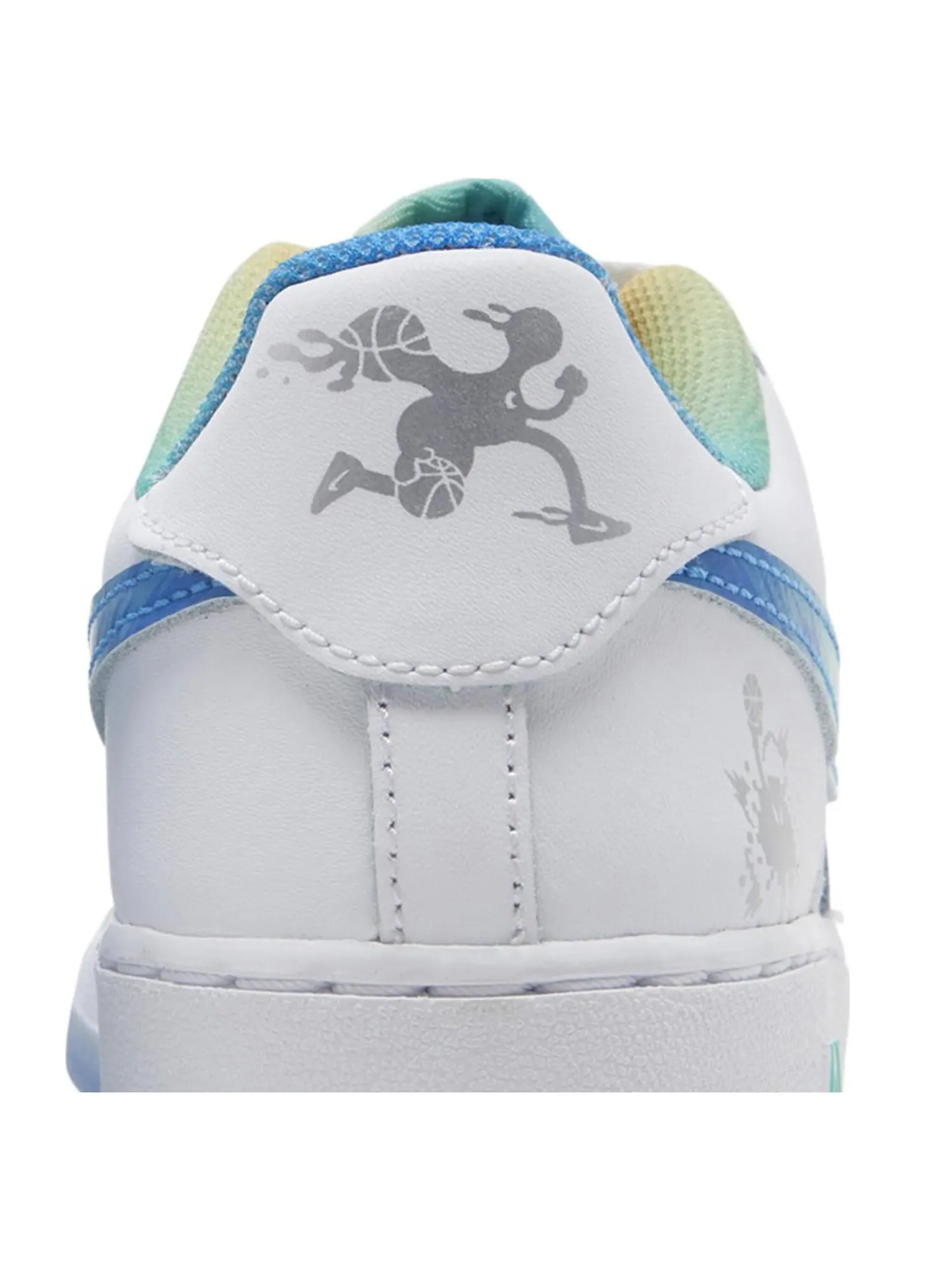 Кроссовки Nike Air Force 1 LV8 GS 'Unlock Your Space' — изображение 7 из 8, белый