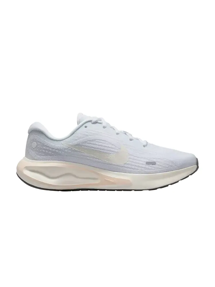 Nike Wmns Journey Run 'White Sail Pencil Point' — изображение 1 из 1, белый