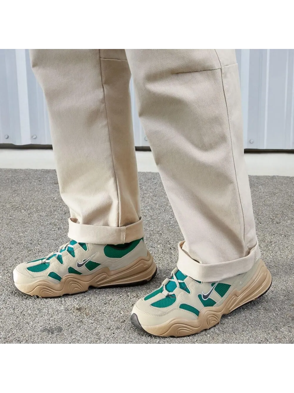 Кроссовки Nike Tech Hera Lifestyle — изображение 2 из 6, зеленый