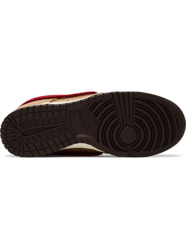 Кроссовки CLOT x Dunk Low SP 'Cork' — изображение 4 из 4, коричневый