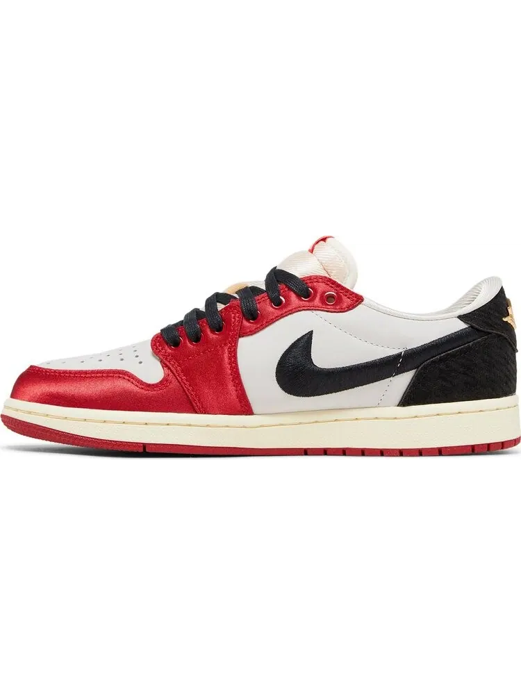 Кроссовки Air Jordan 1 Retro Low OG SP 'Rookie Card - Away' от Trophy Room — изображение 3 из 4, красный