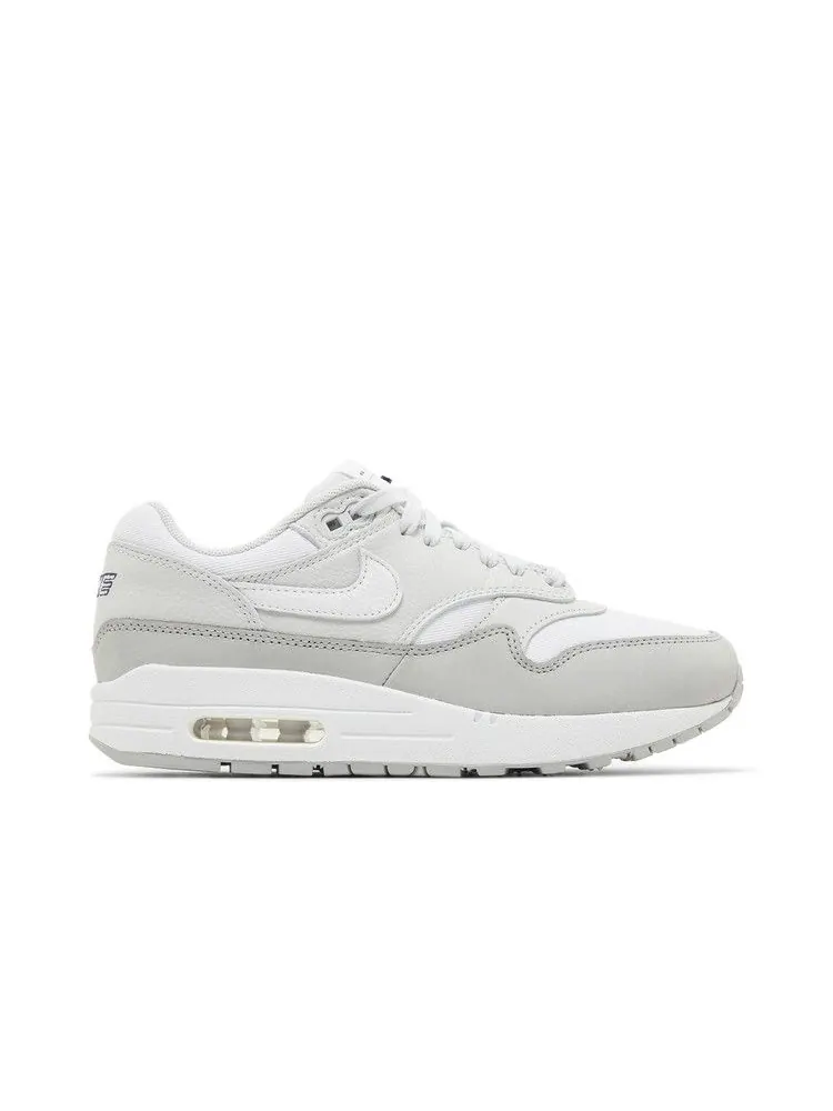 Кроссовки Nike Wmns Air Max 1 '87 LX 'Light Smoke Grey' — изображение 2 из 9