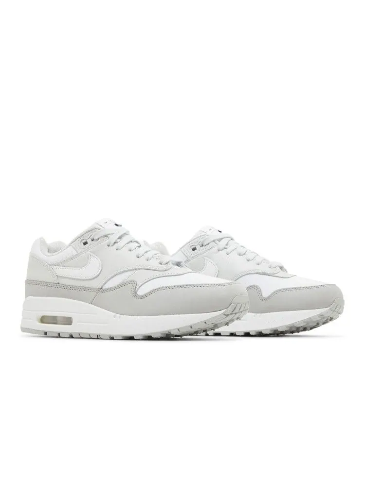 Кроссовки Nike Wmns Air Max 1 '87 LX 'Light Smoke Grey' — изображение 9 из 9