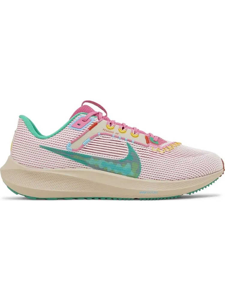 Кроссовки Air Zoom Pegasus 40 'Familia' — изображение 1 из 4, розовый