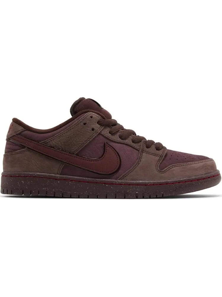 Кроссовки Nike Dunk Low Premium SB 'City of Love - Burgundy Crush', премиальное исполнение — изображение 1 из 5, красный