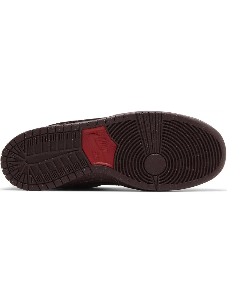 Кроссовки Nike Dunk Low Premium SB 'City of Love - Burgundy Crush', премиальное исполнение — изображение 4 из 5, красный