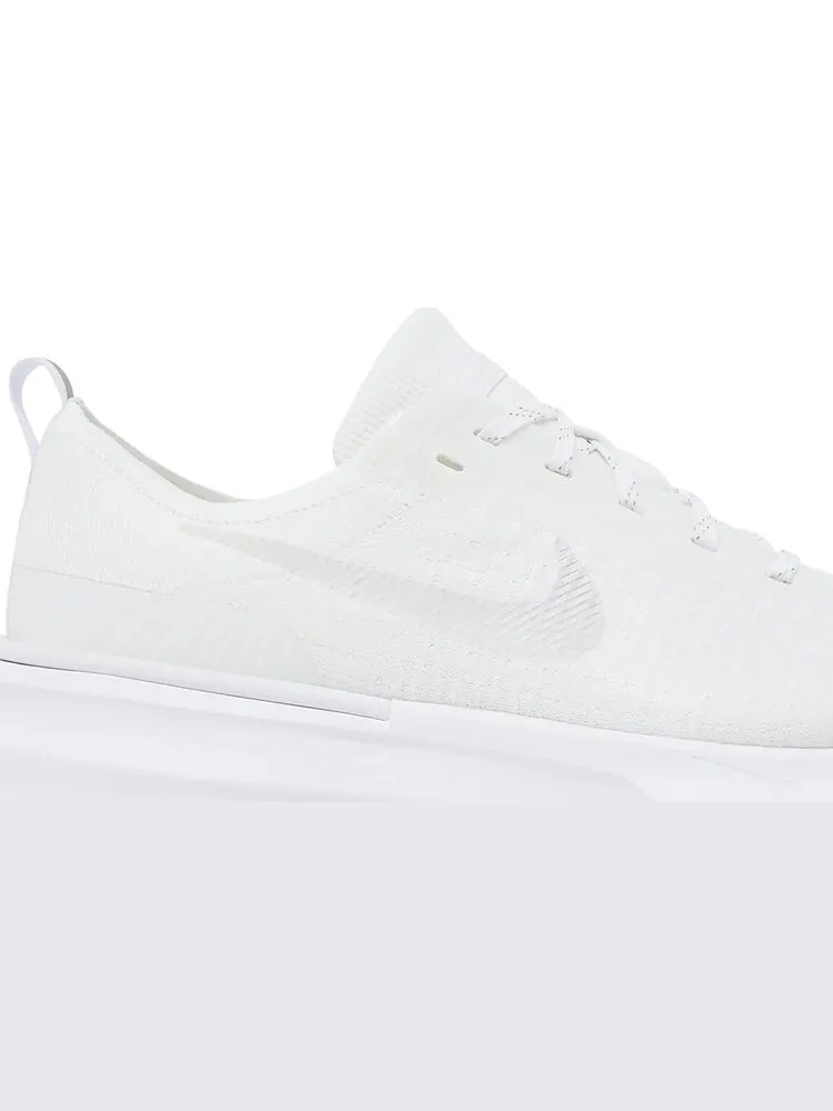 Кроссовки ZoomX Invincible 3 Extra Wide 'White Photon Dust' — изображение 2 из 4, белый