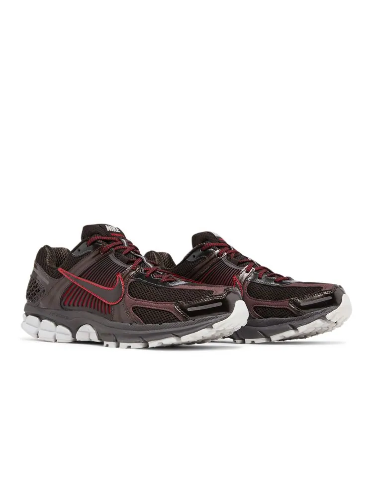 Кроссовки Air Zoom Vomero 5 'Velvet Brown' — изображение 8 из 8, коричневый