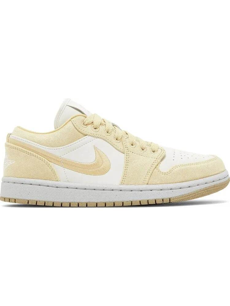 Кроссовки Wmns Air Jordan 1 Low SE 'Team Gold' — изображение 1 из 4, бежевый
