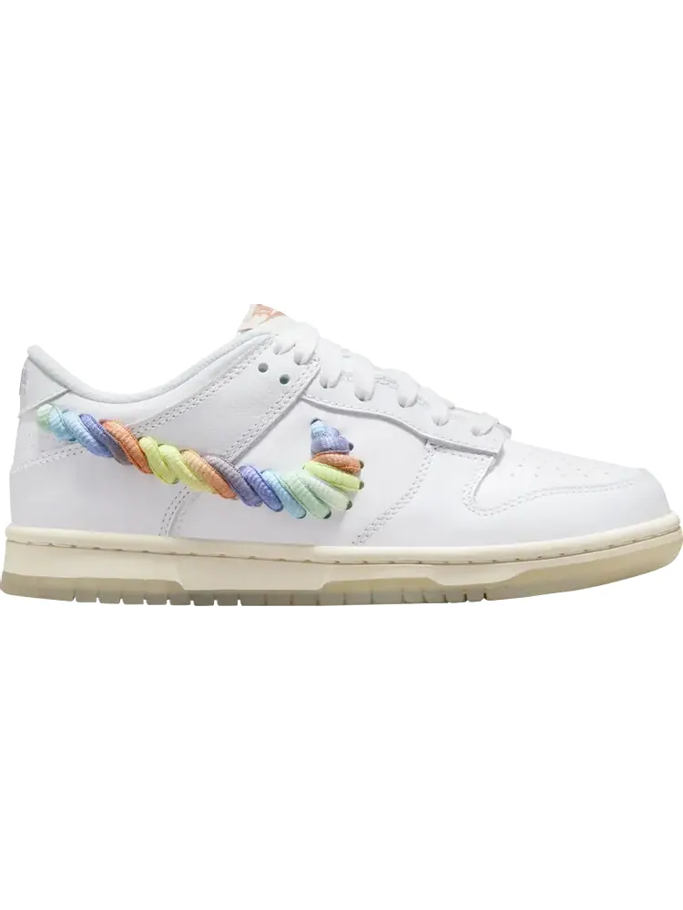 Кроссовки Dunk Low GS 'Rainbow Swoosh' — изображение 1 из 1, белый
