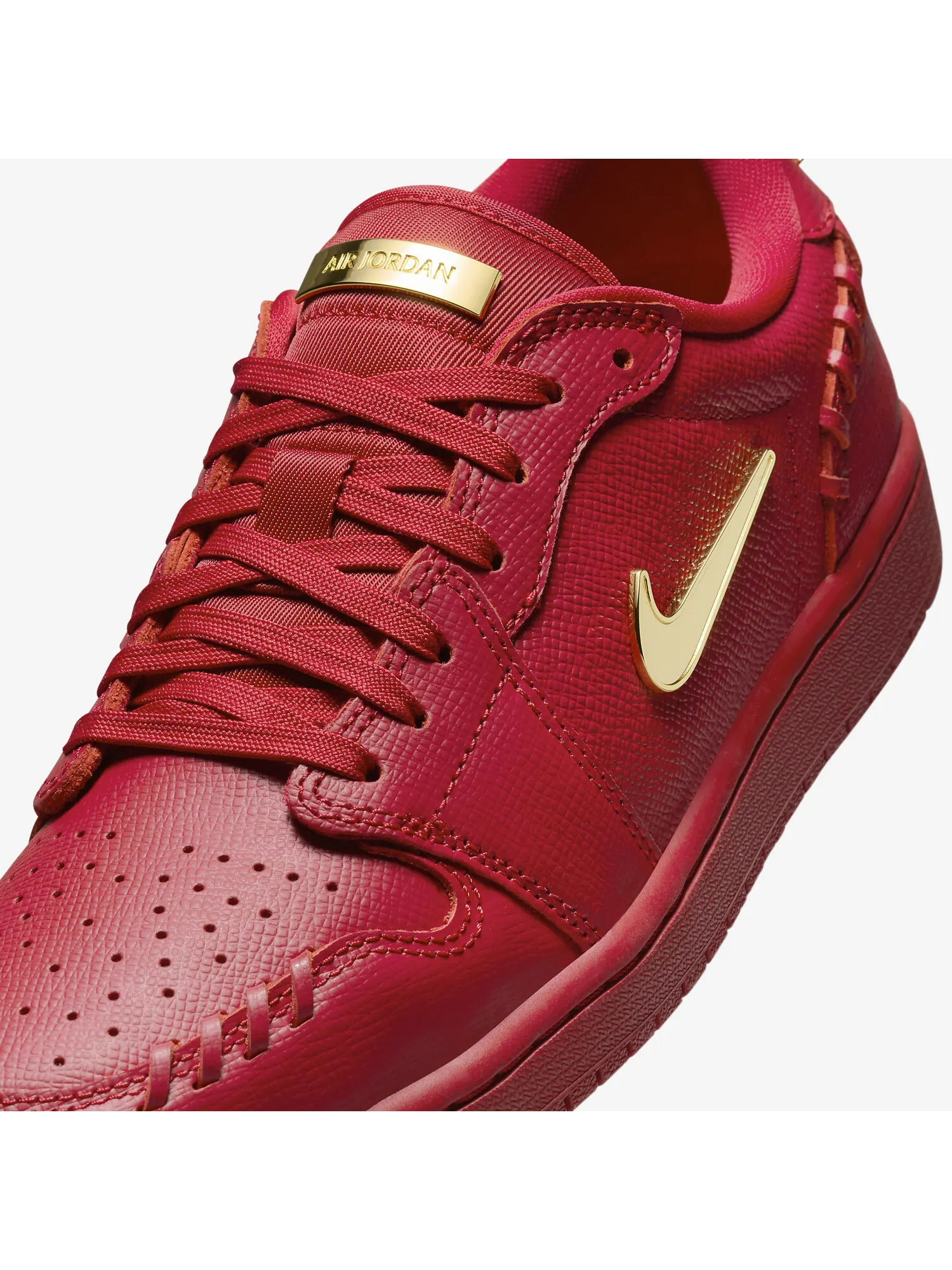 Кроссовки женские Nike Air Jordan 1 Low Method of Make — изображение 7 из 10, красный