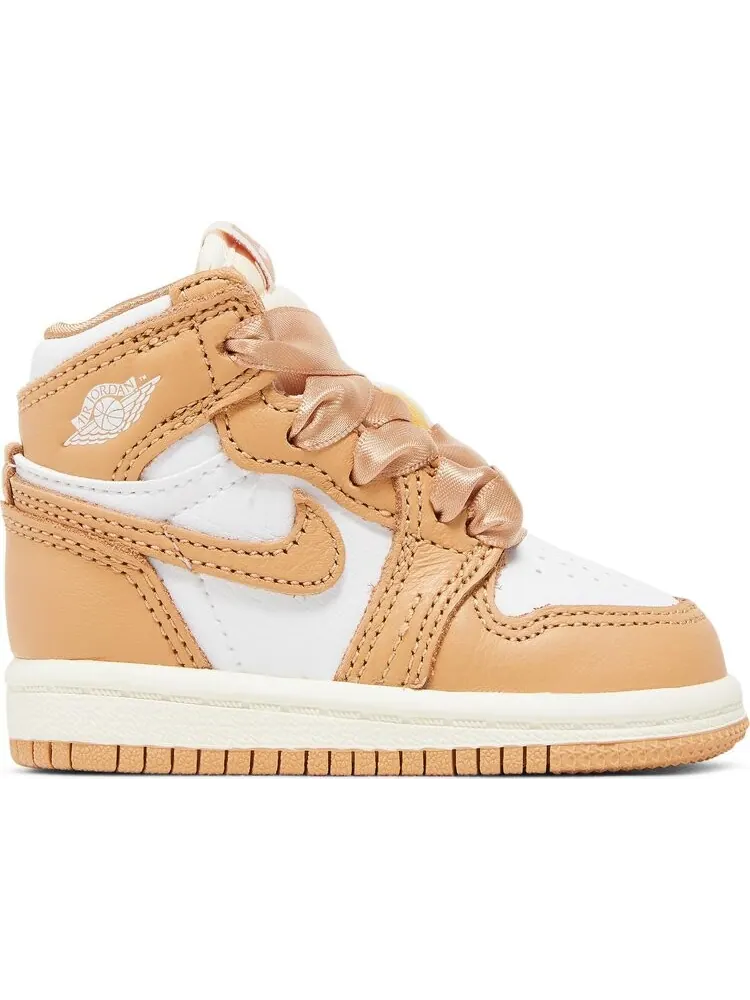 Кроссовки Air Jordan 1 Retro High OG TD 'Praline' — изображение 1 из 4, загар