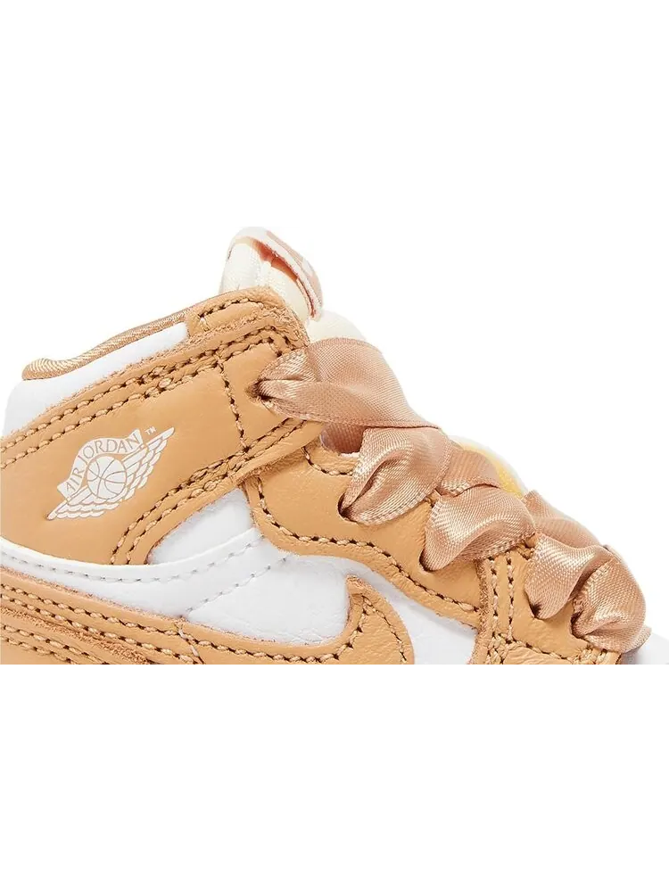 Кроссовки Air Jordan 1 Retro High OG TD 'Praline' — изображение 2 из 4, загар