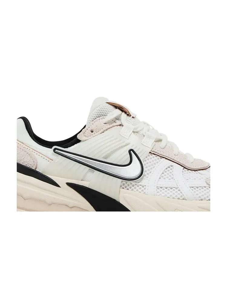 Кроссовки Wmns V2K Run — изображение 2 из 4, белый светлый коричневый