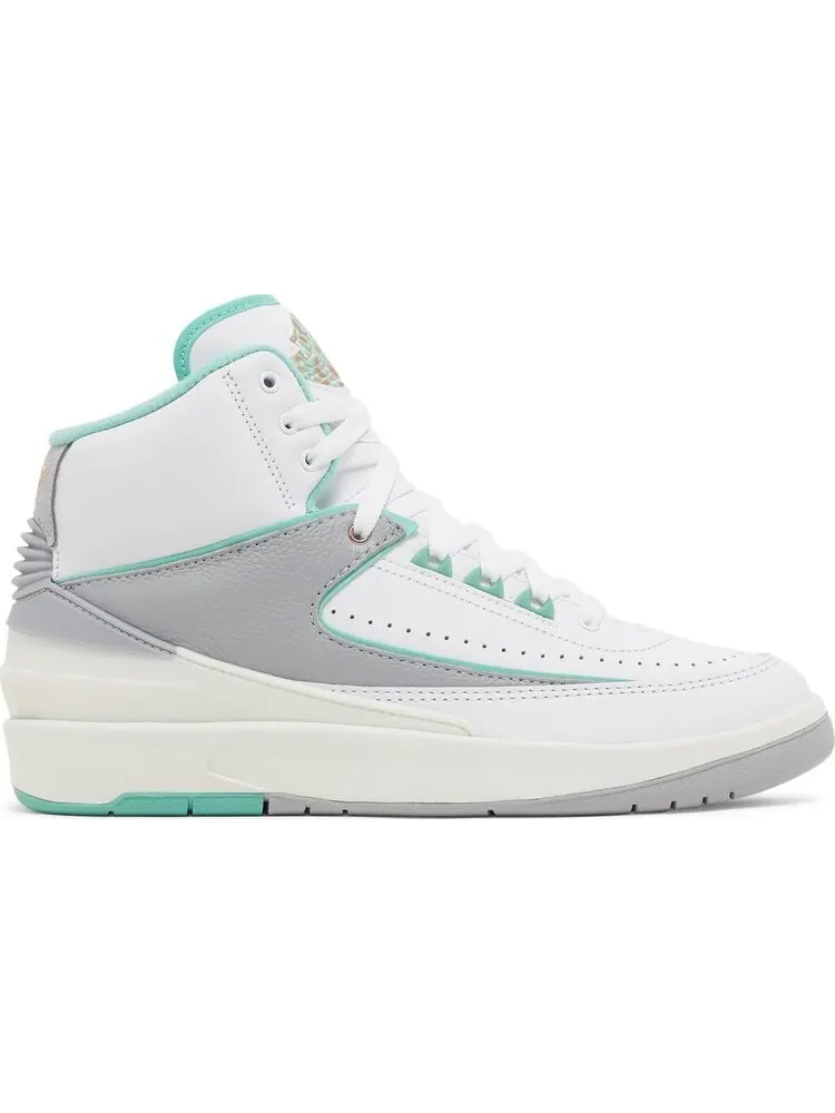 Кроссовки Wmns Air Jordan 2 Retro 'Crystal Mint' — изображение 1 из 4, белый
