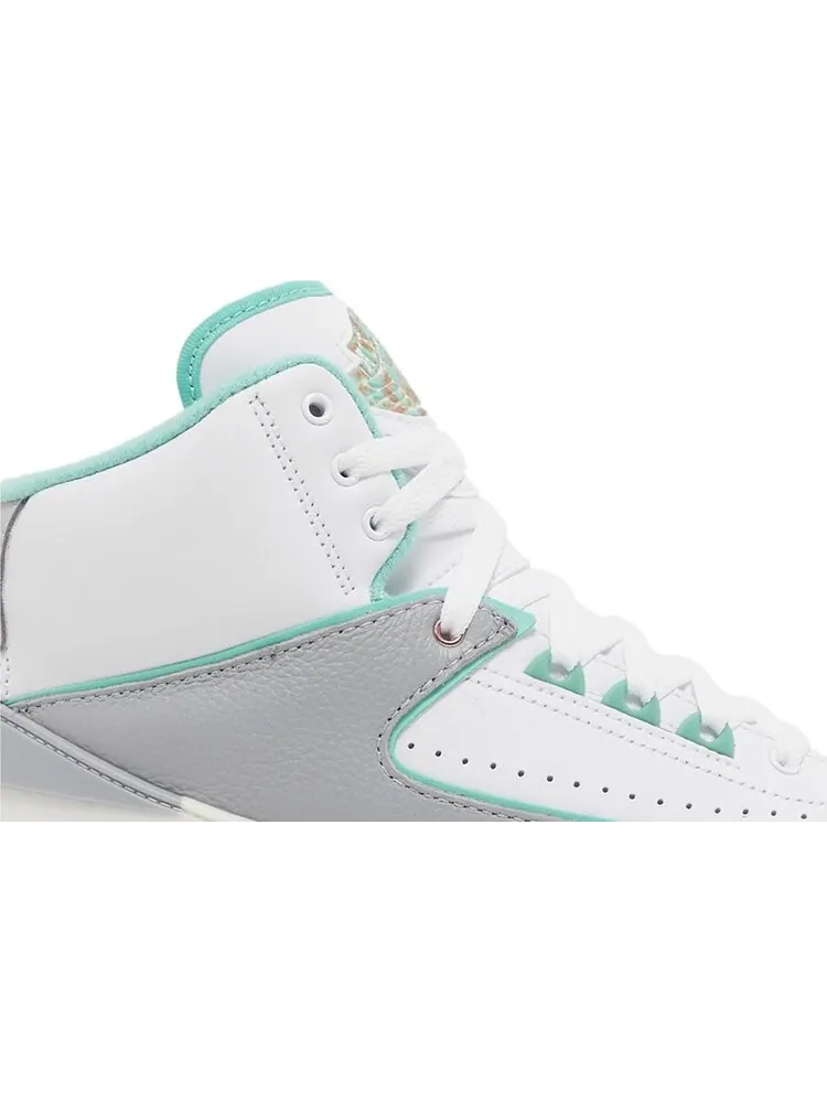 Кроссовки Wmns Air Jordan 2 Retro 'Crystal Mint' — изображение 2 из 4, белый