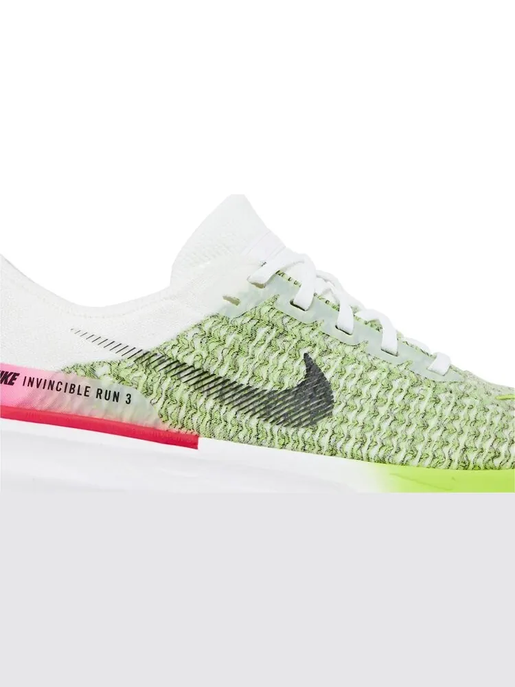 Кроссовки ZoomX Invincible Run Flyknit 3 'White Volt Hyper Pink' — изображение 2 из 4, белый